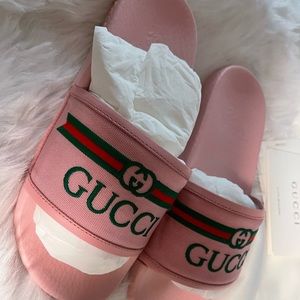 Brand new authentic Gucci slides girls size 33